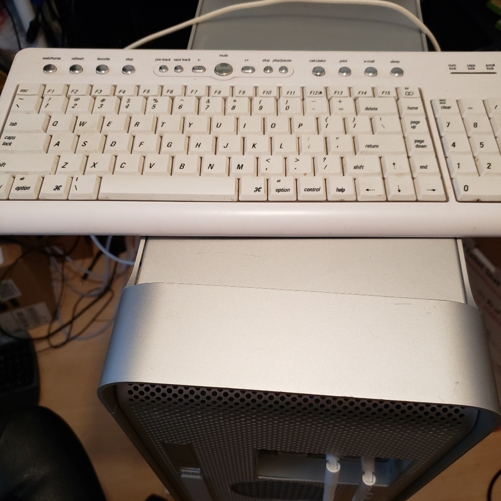Mac G5 Tower Computer with Safari/Protools